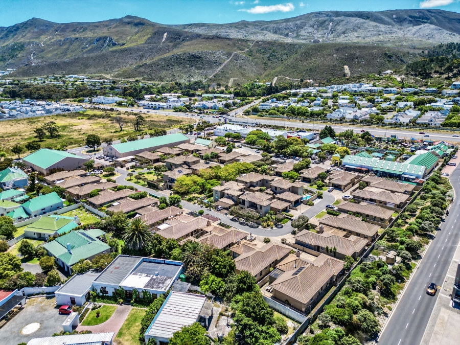 3 Bedroom Property for Sale in Sandbaai Western Cape